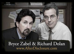 Richard Dolan és Bryce Zabel